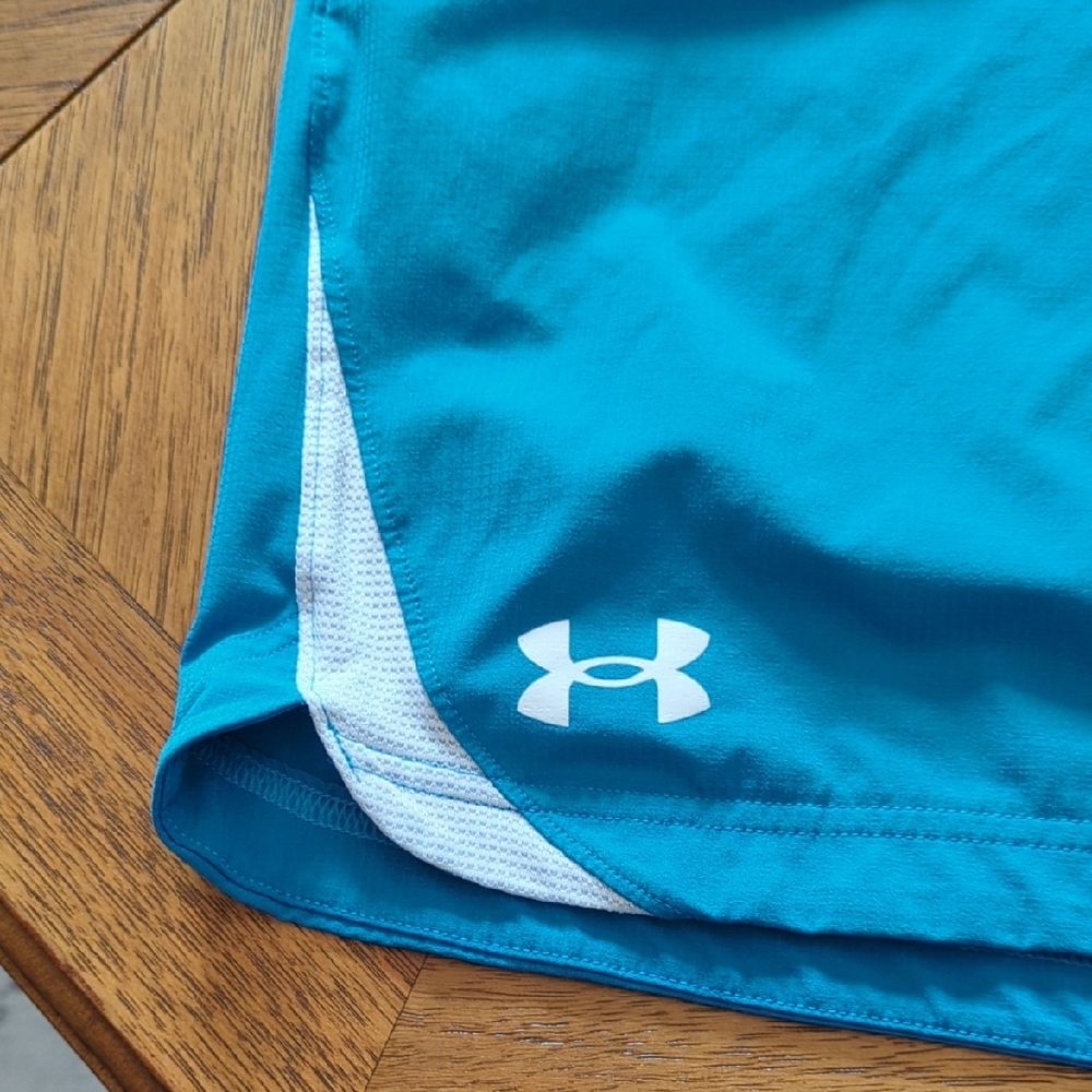 Under Armour Men's Aqua Blue Athletic Shorts - Picture 4 of 6